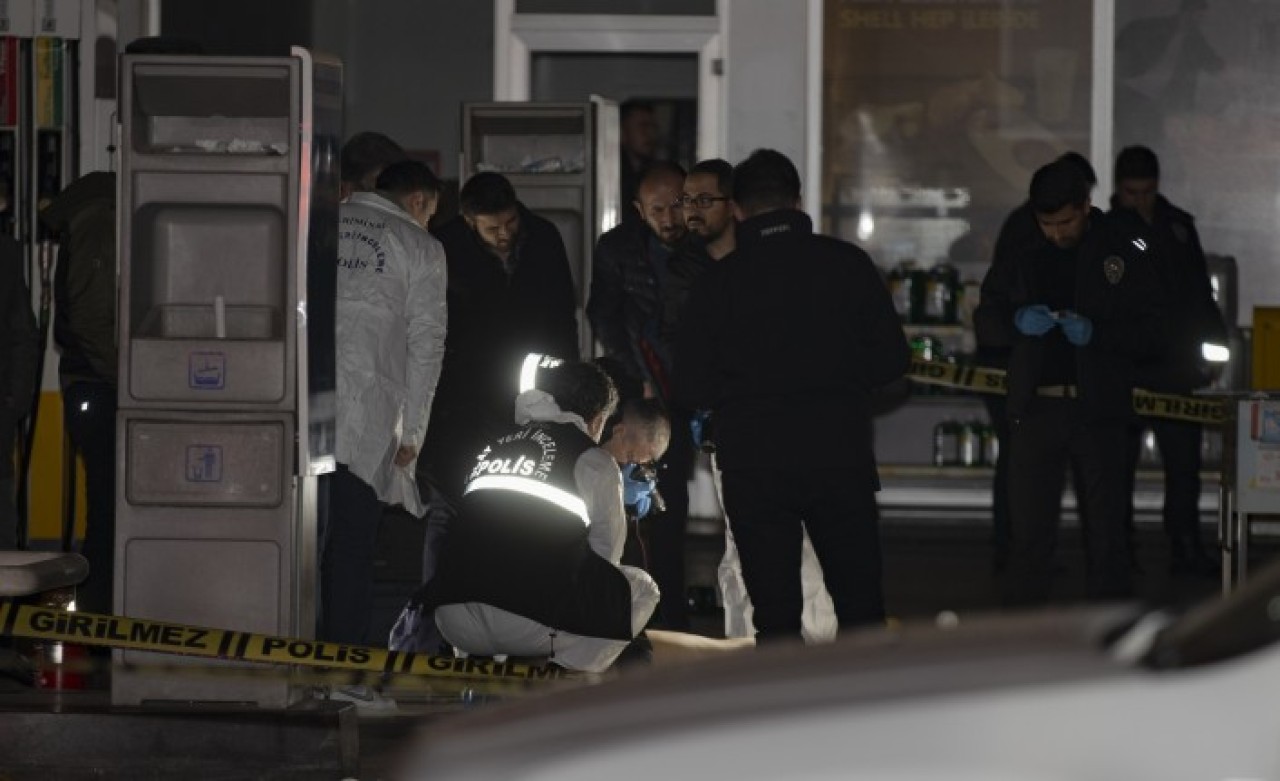 Ankara'da Hüseyin ve Resul benzinlikte karşı karşıya geçip düello yaptı: İkisi de öldü