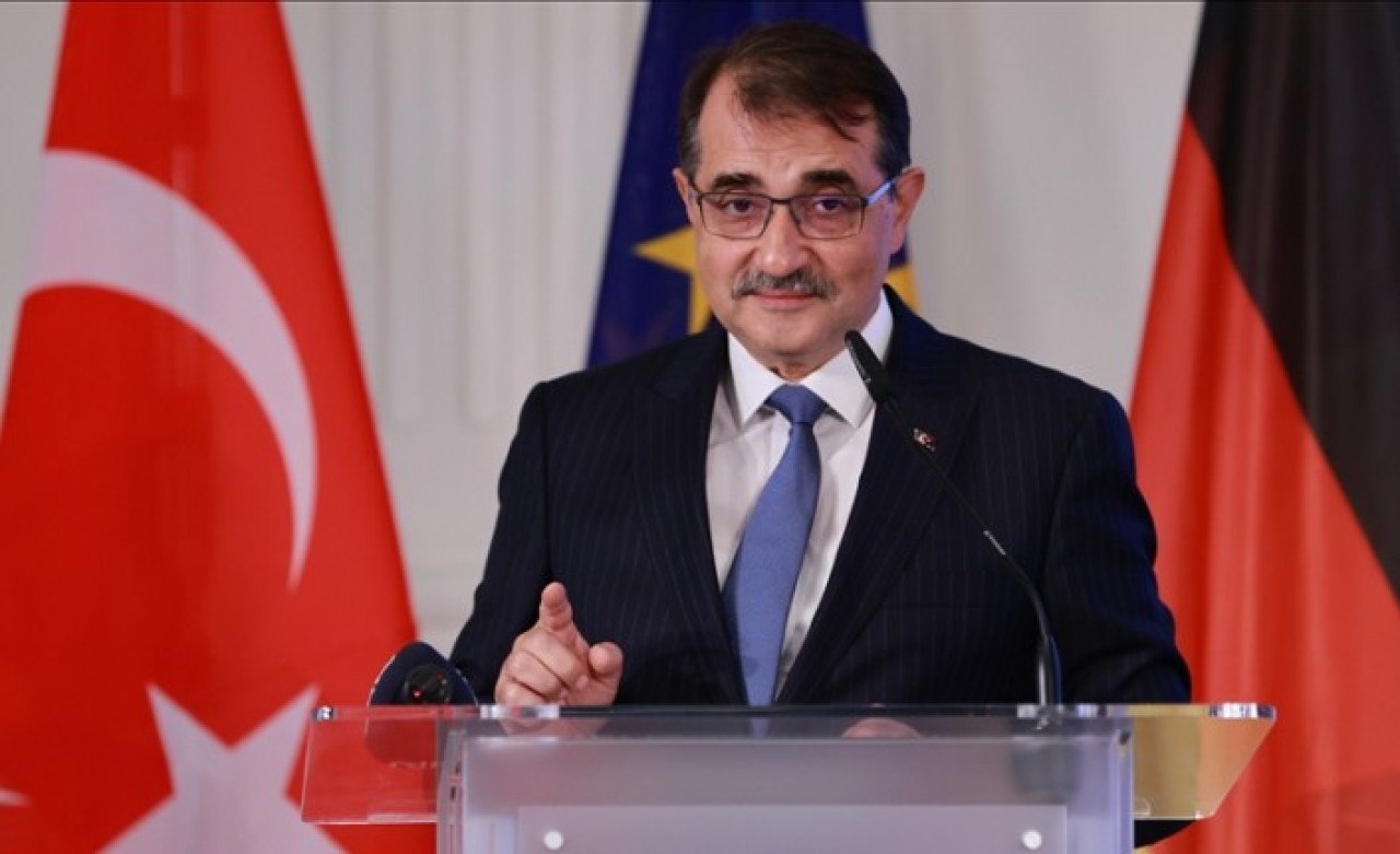 Bakan Dönmez: Türkiye,  fiyatları belirleyen merkez olacak