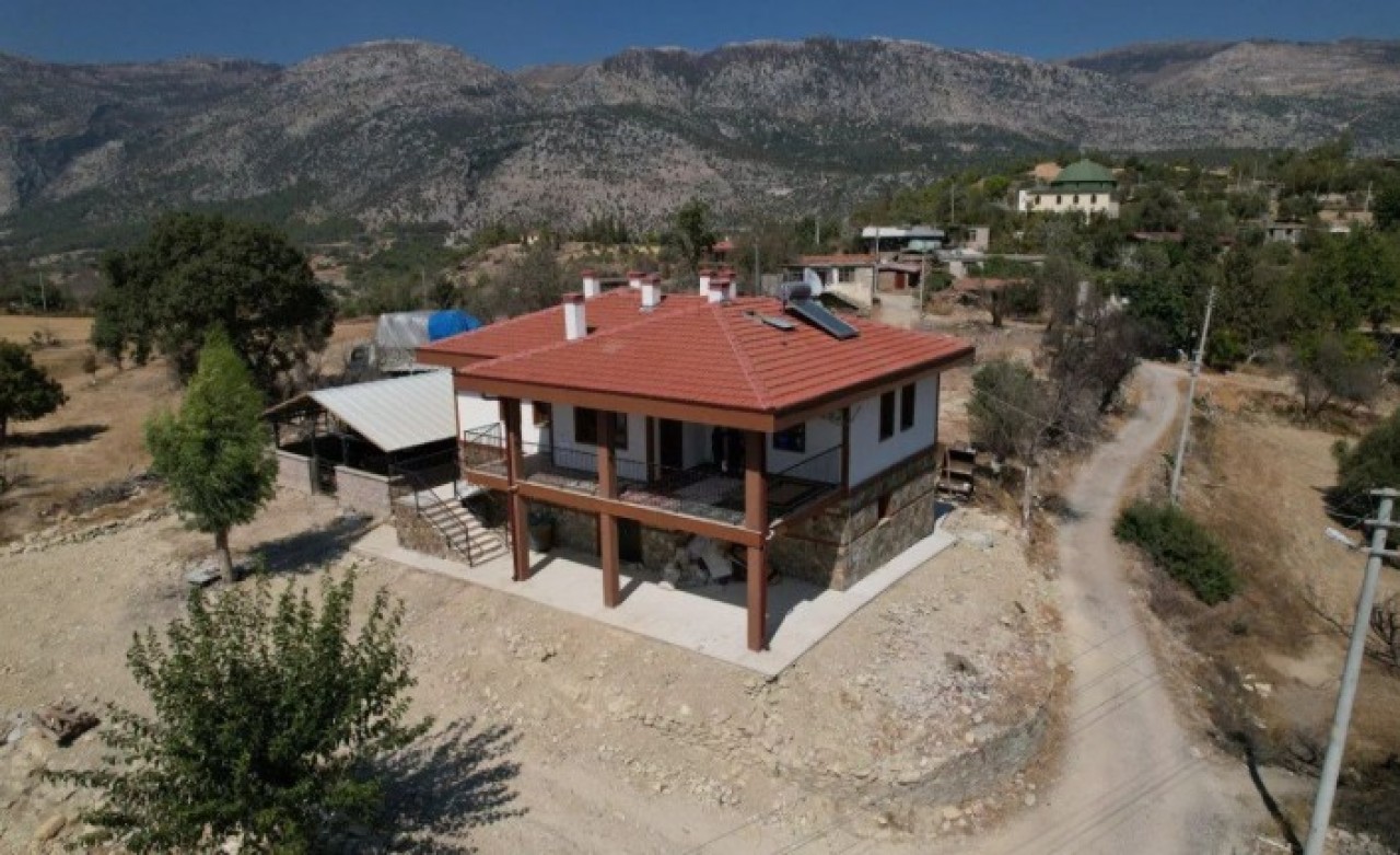 Bakan Kurum duyurdu: Antalya'daki evler teslim ediliyor