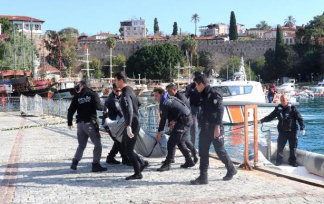 Cesedi Antalya'da falezlerde bulundu: Berke Ertaş öldü