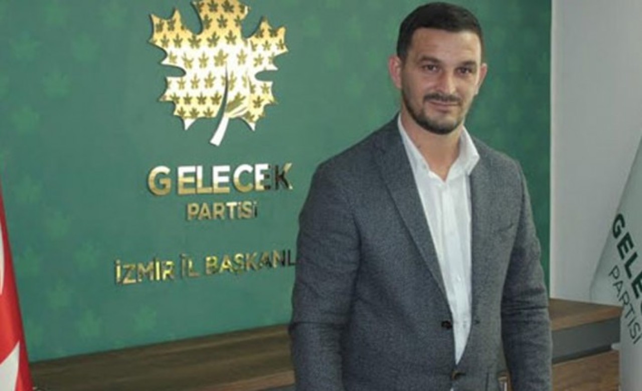 Davutoğlu'nun 'il başkanı'  ile birlikte 150 kişi AK Parti'ye katıldı