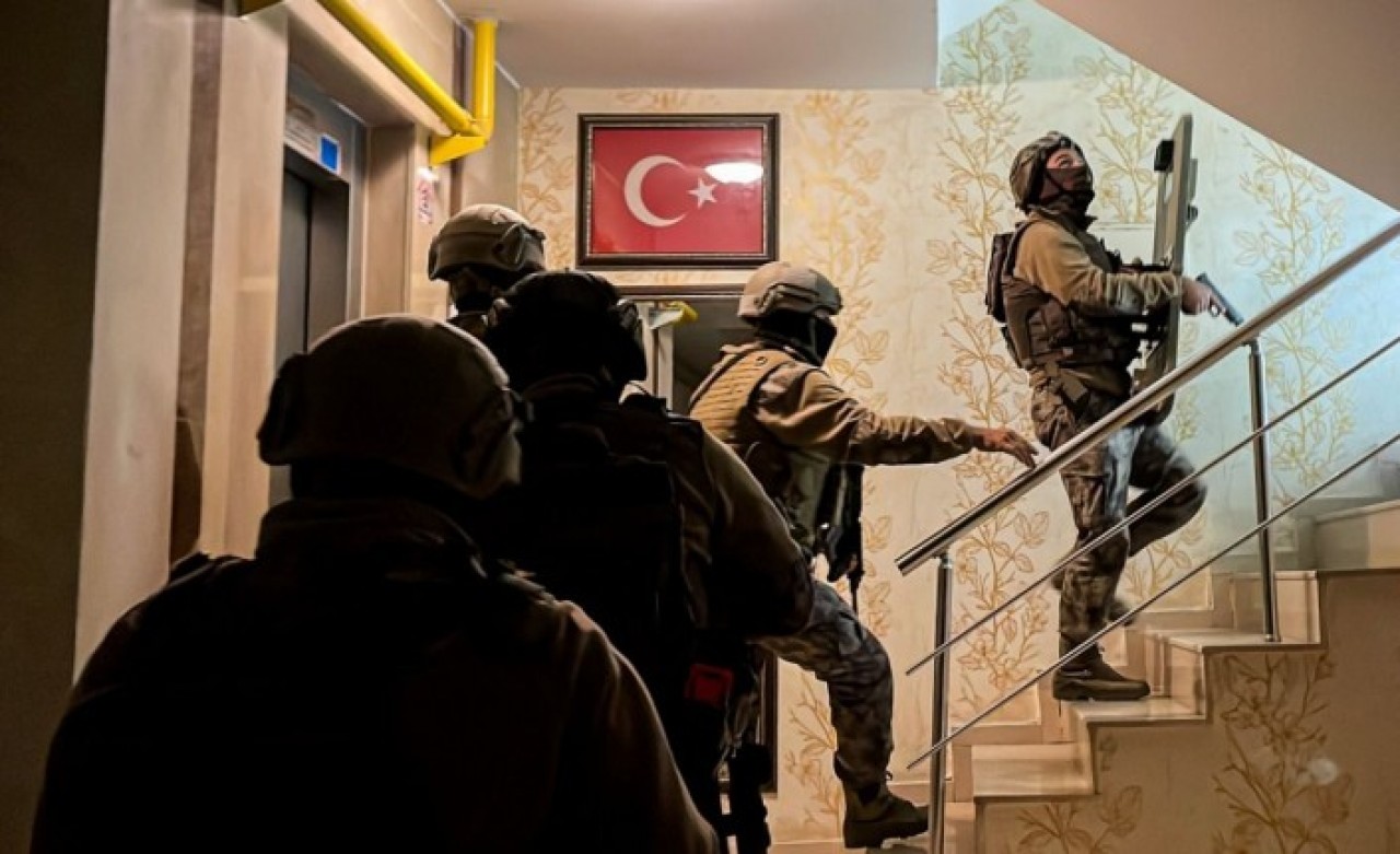 DEAŞ'ın finans kaynağına 11 ilde eş zamanlı büyük darbe!