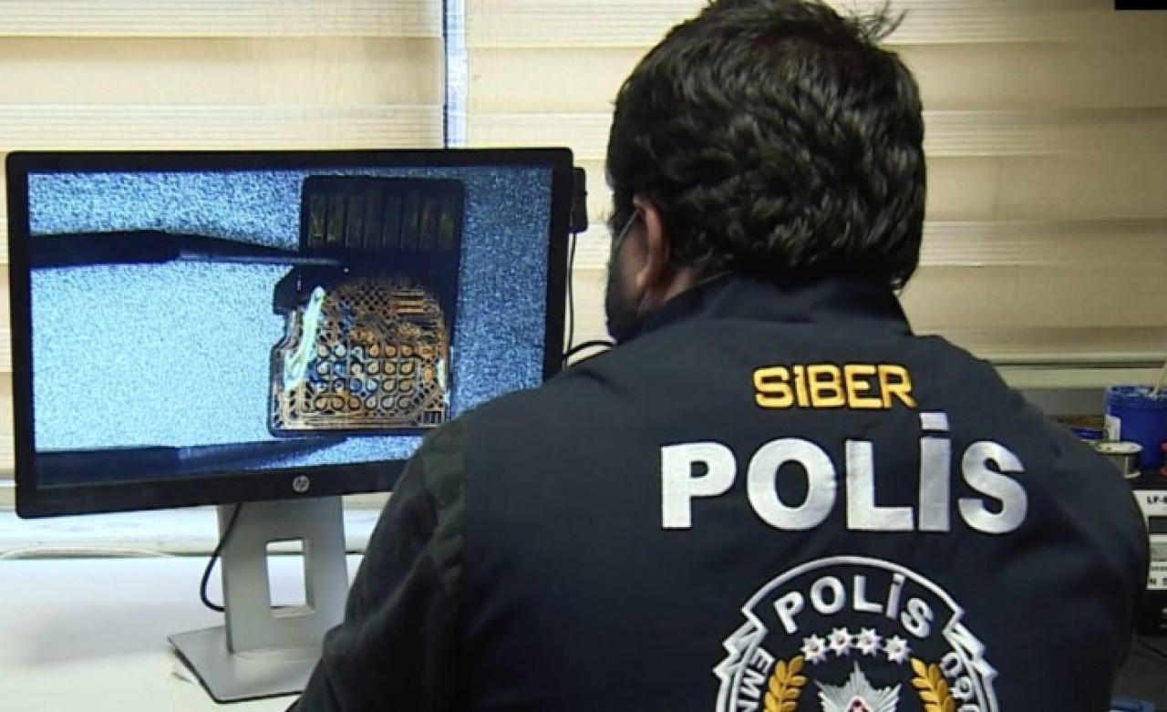 Emniyetten 6 adımda siber zorbalıkla mücadele