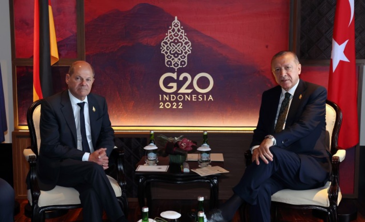 Erdoğan,  Scholz'la görüştü