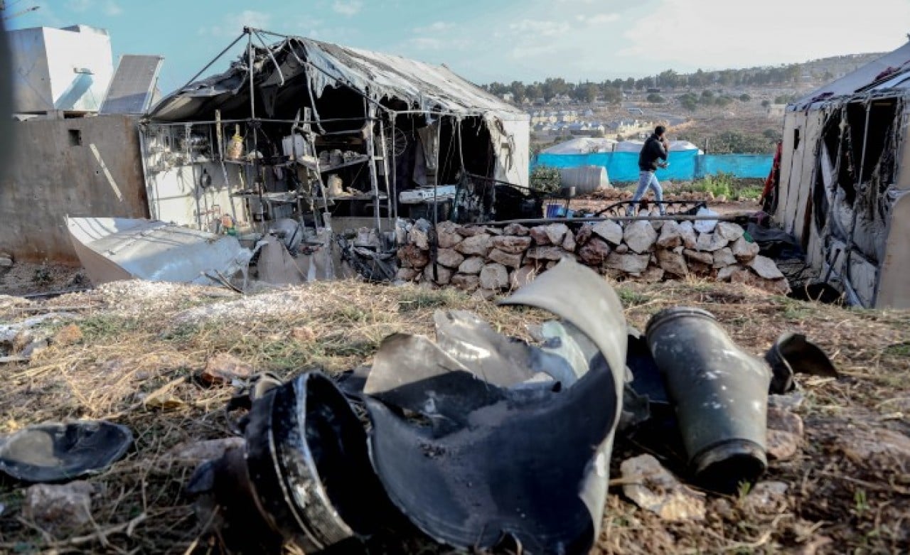 Esed rejimi İdlib'de çadır kampa misket bombalı saldırı düzenledi