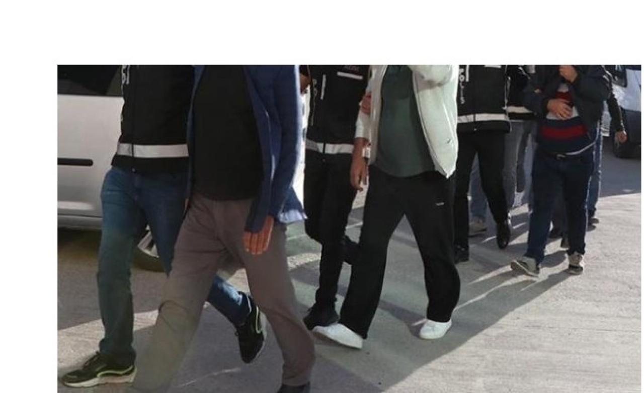 İstanbul merkezli 7 ilde eş zamanlı şafak operasyonu! 32 gözaltı