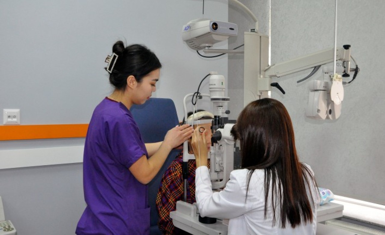 Kırgızistan'daki Türk kurumları,  yetim çocuklara ücretsiz