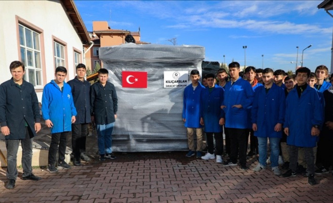 Konya'daki liseden Romanya'ya fırın ekipmanı ihracatı