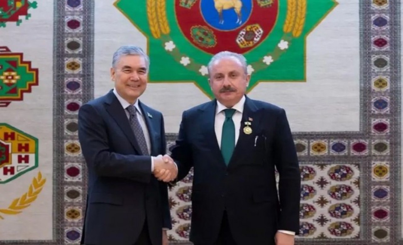 TBMM Başkanı Şentop'a Türkmenistan'da devlet nişanı