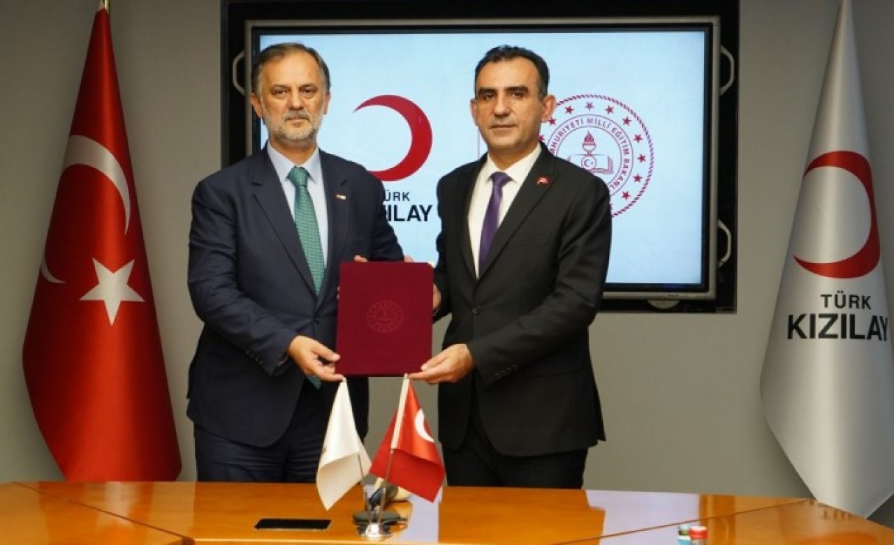 Okullarda 'Kızılay Kolları' yeniden canlanıyor