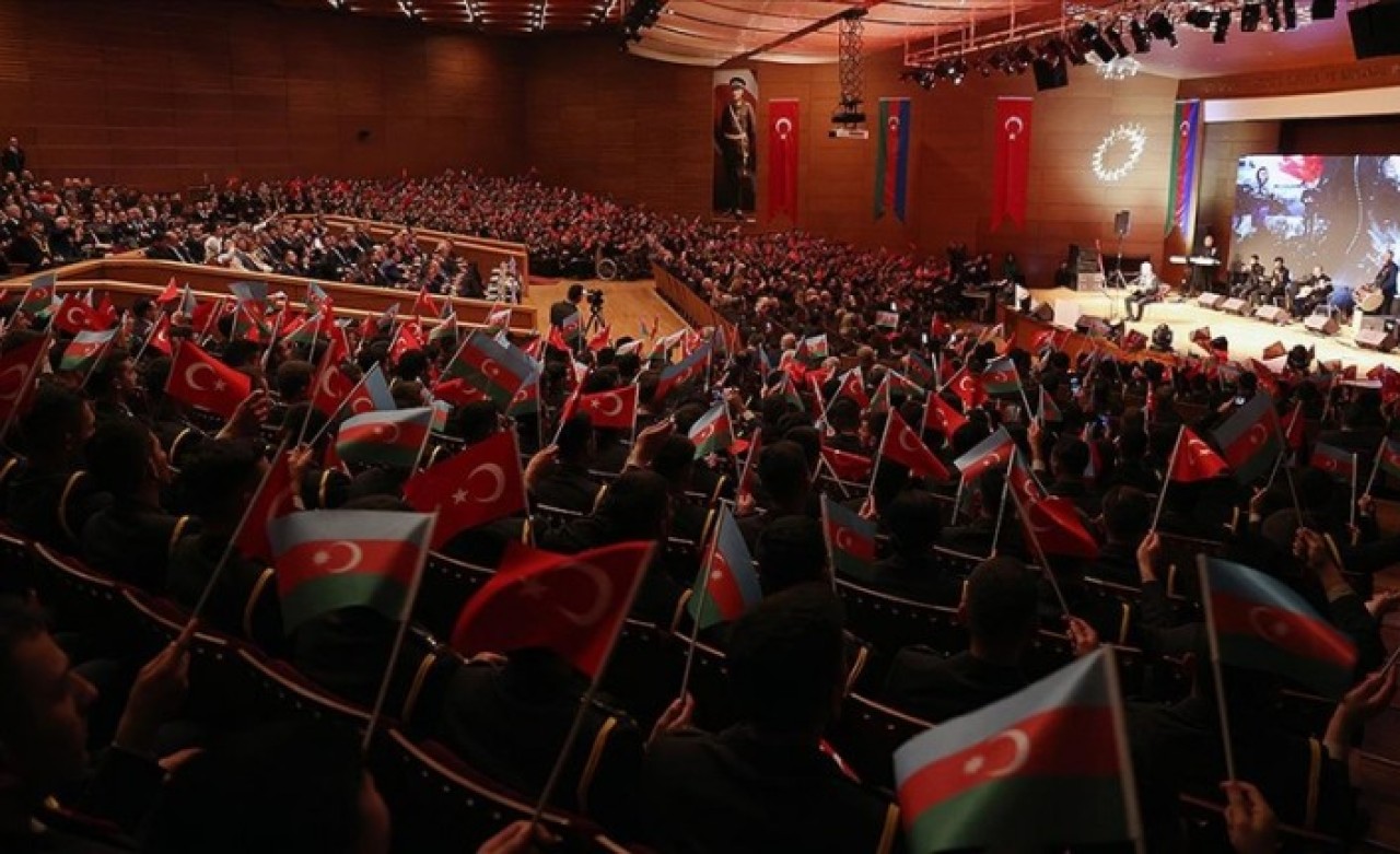 "Türkiye'nin desteğiyle büyük bir zafer kazandık! Erdoğan'a minnettarız"