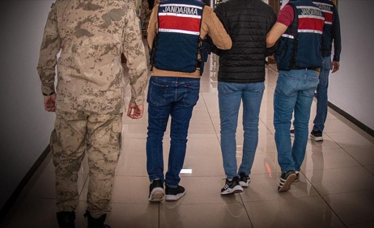 Van'da terör operasyonlarında 25 şüpheli yakalandı