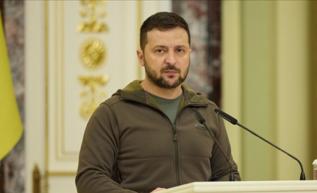 Zelenskiy,  Avrupa ülkelerine elektrik ihracatını askıya aldıklarını belirtti