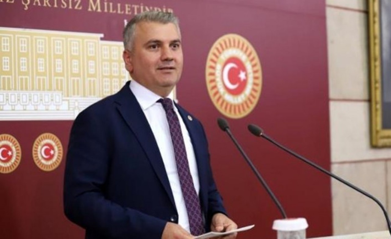 AK Partili Canbey: Yerli ve milli dedikleri şaka gibi