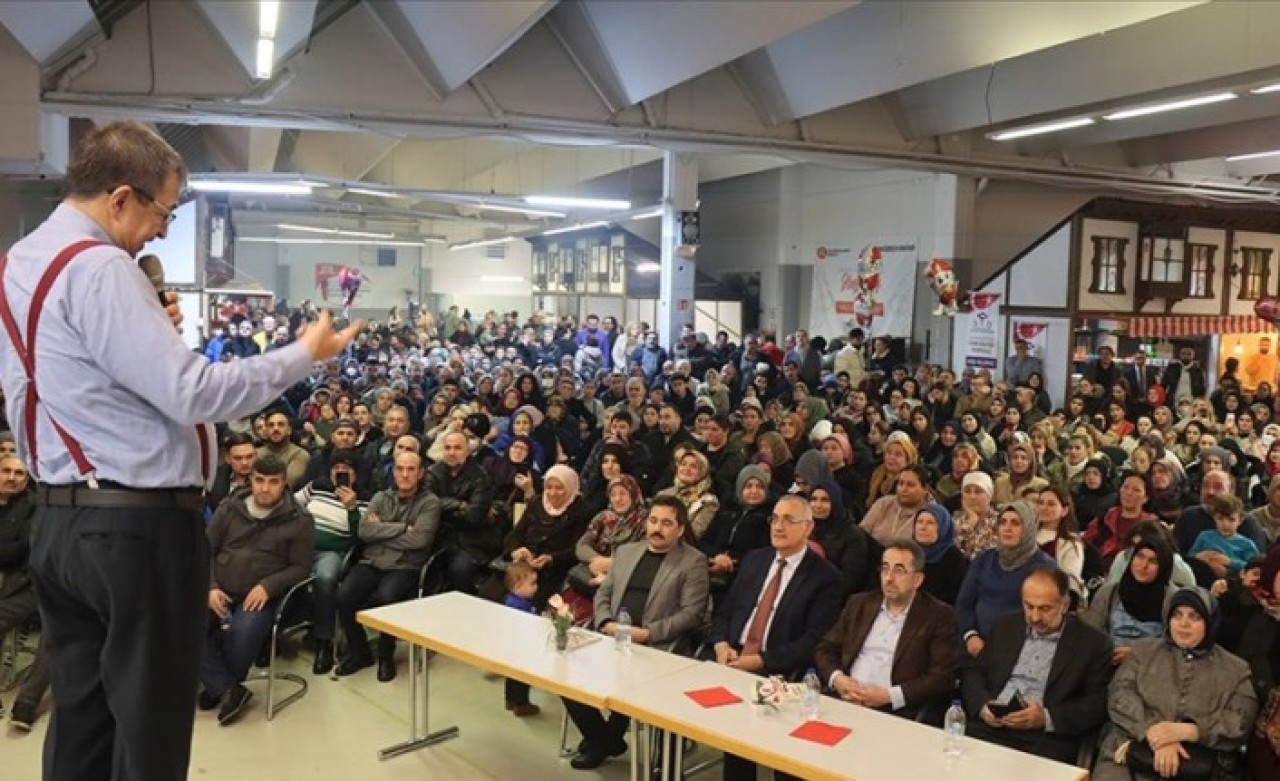 Almanya'da düzenlenen Kültür Festivali Türklerin yoğun ilgisini çekti