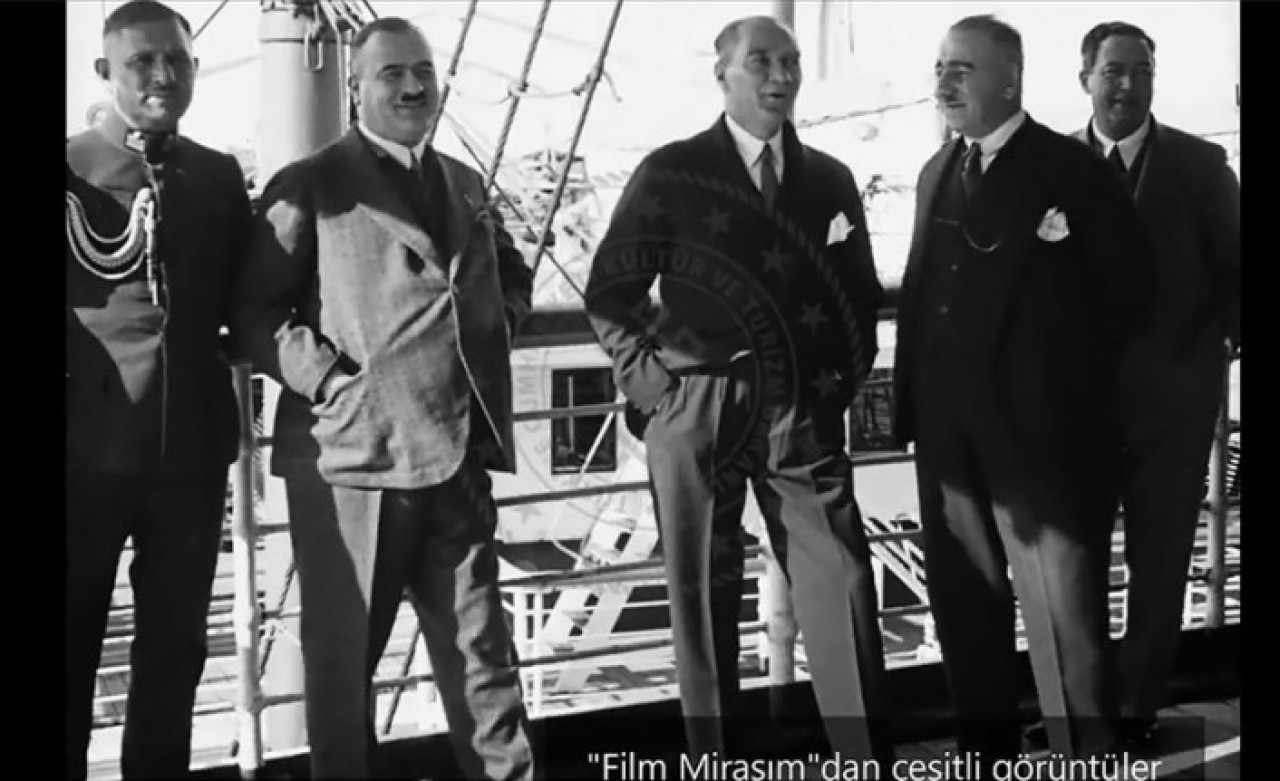 Osmanlıdan Cumhuriyete,  Anıtkabir'in yapımından Kore Savaşı'na kadar tarihi görüntüler erişime açıldı