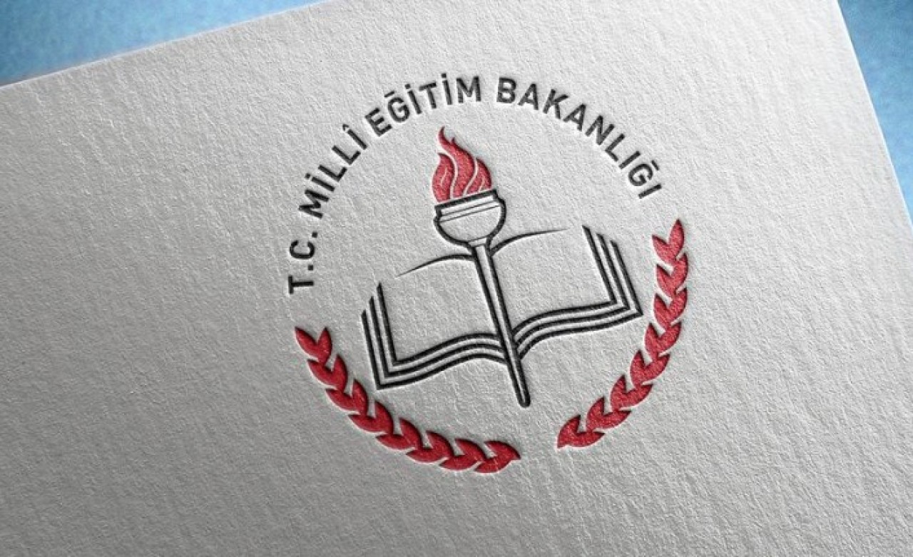 Çocuk istismarıyla ilgili paylaşım yapmıştı... MEB'den o okul müdürüne soruşturma!