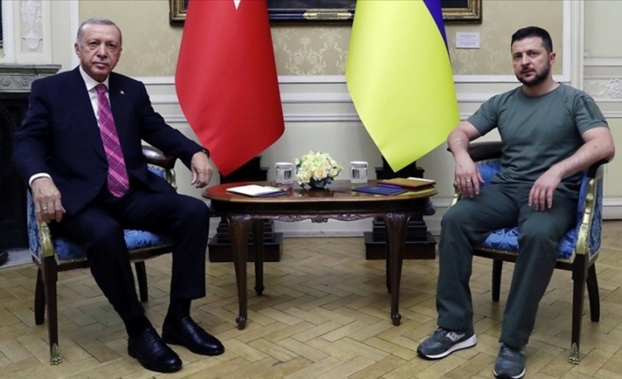 Cumhurbaşkanı Erdoğan,  Ukrayna Cumhurbaşkanı Zelenski ile telefonda görüştü