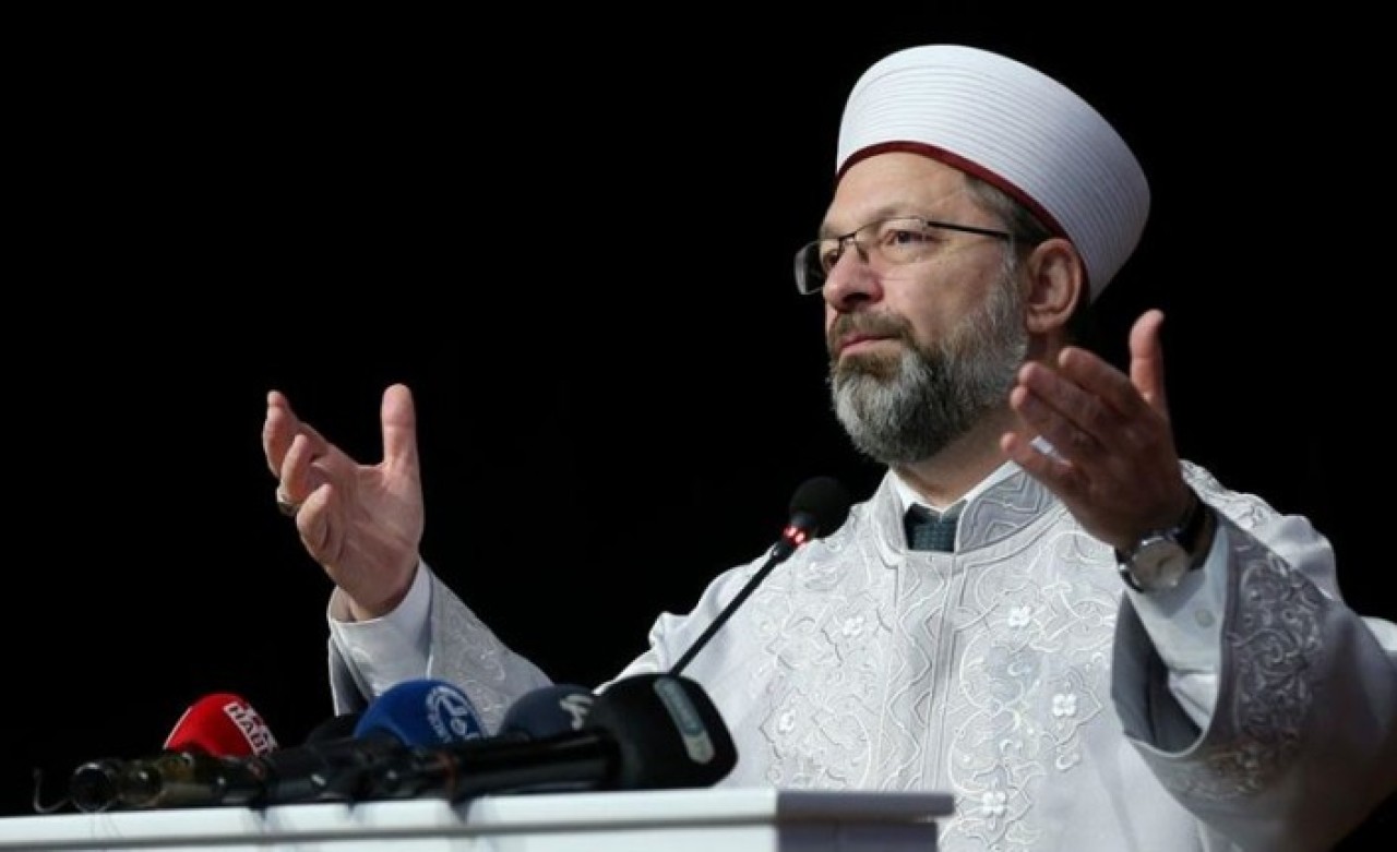 Diyanet İşleri Başkanı Erbaş'dan evlilik yaşı açıklaması: Bakın kaç olmalıymış