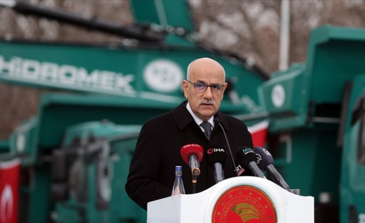 Bakan Vahit Kirişci,  makine parkına 160 araç daha eklendi