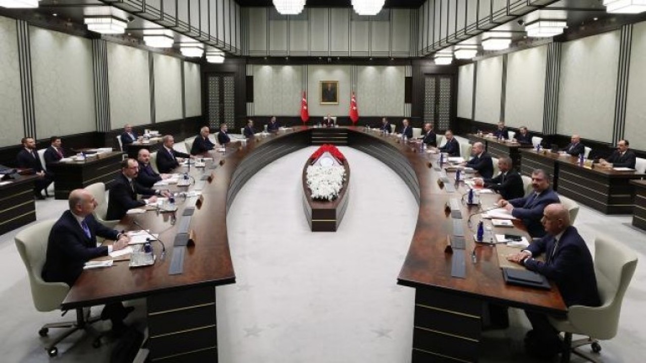 En başarılı ve başarısız bakanlar belli oldu: Şaşırtan sonuçlar