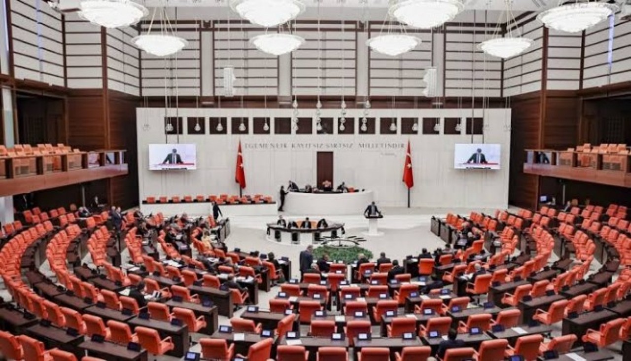 EYT'liler düzenleme beklerken,  Meclis'te alınan karar milyonları hayal kırıklığına uğrattı