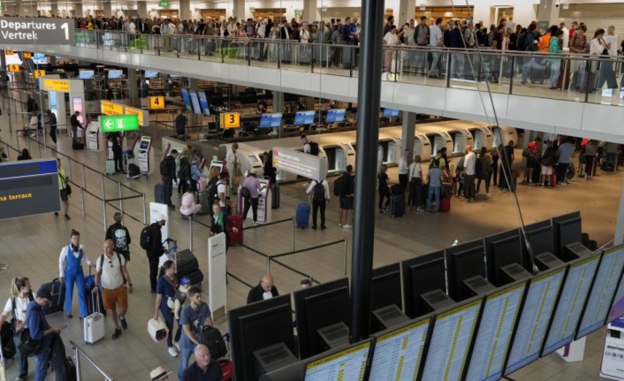 Fransa ve İspanya'dan sonra Hollanda'dan da Türk vatandaşları için flaş karar