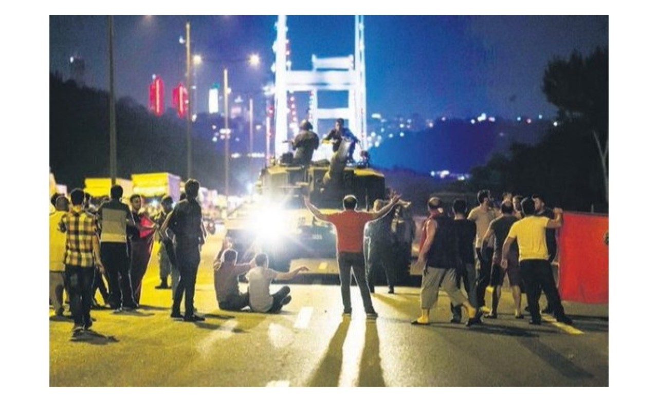 Köprüdeki hain darbeciler cezaevinde çürüyecek