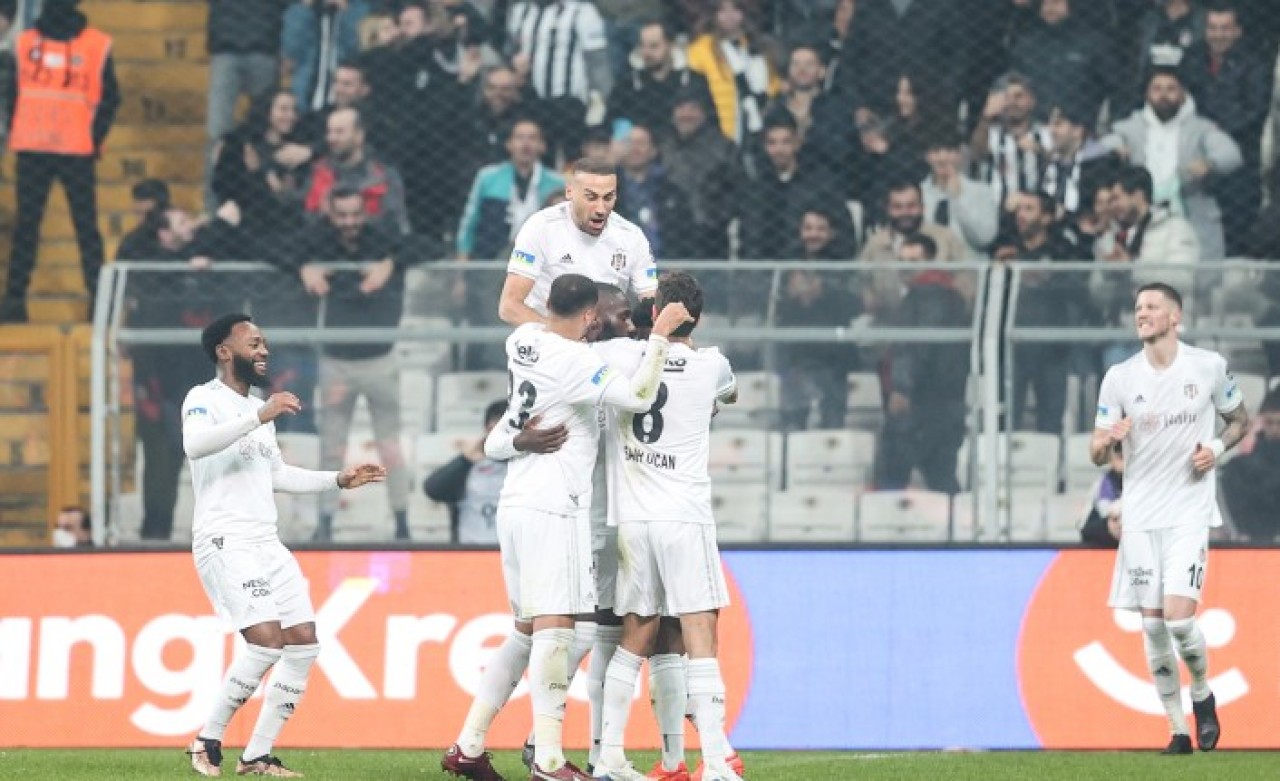 Masuaku'dan müthiş gol: Kazanan Beşiktaş