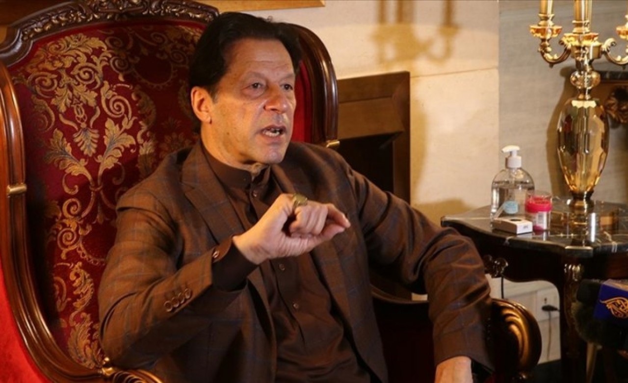 Pakistan'da İmran Han,  görevden düşürülmesinden eski ordu komutanını sorumlu tuttu