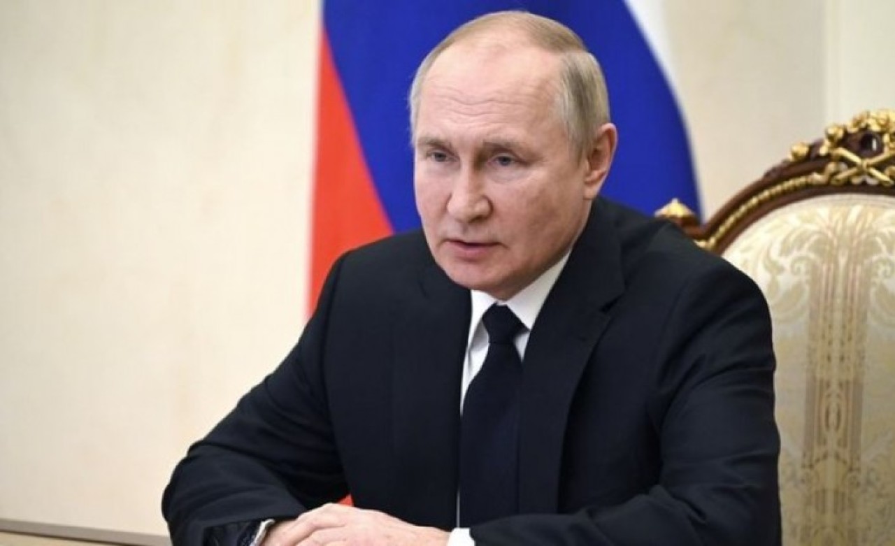 Putin batılı ülkelere sert çıktı: Hırsızlar,  çalmaya alışmışlar