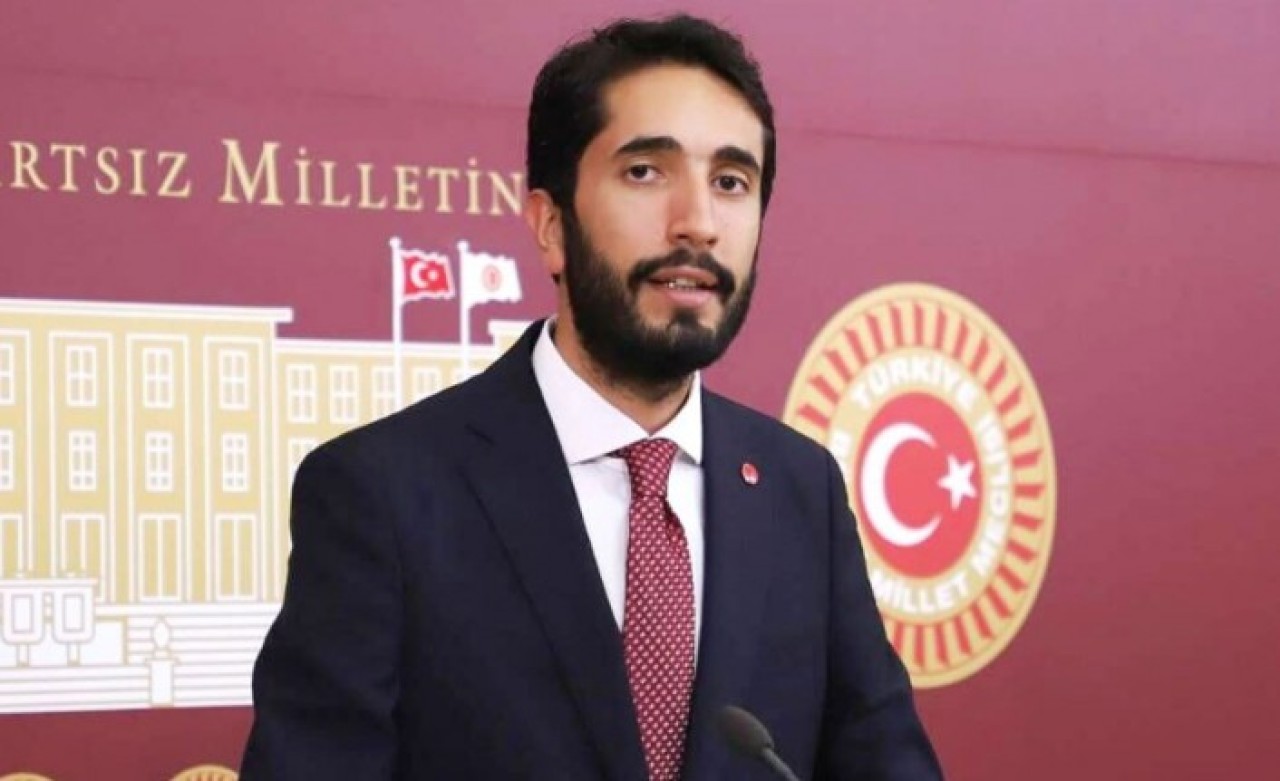 Saadet Partili Karaduman Cumhur İttifakı'nın anayasa değişiklik teklifine imza attı