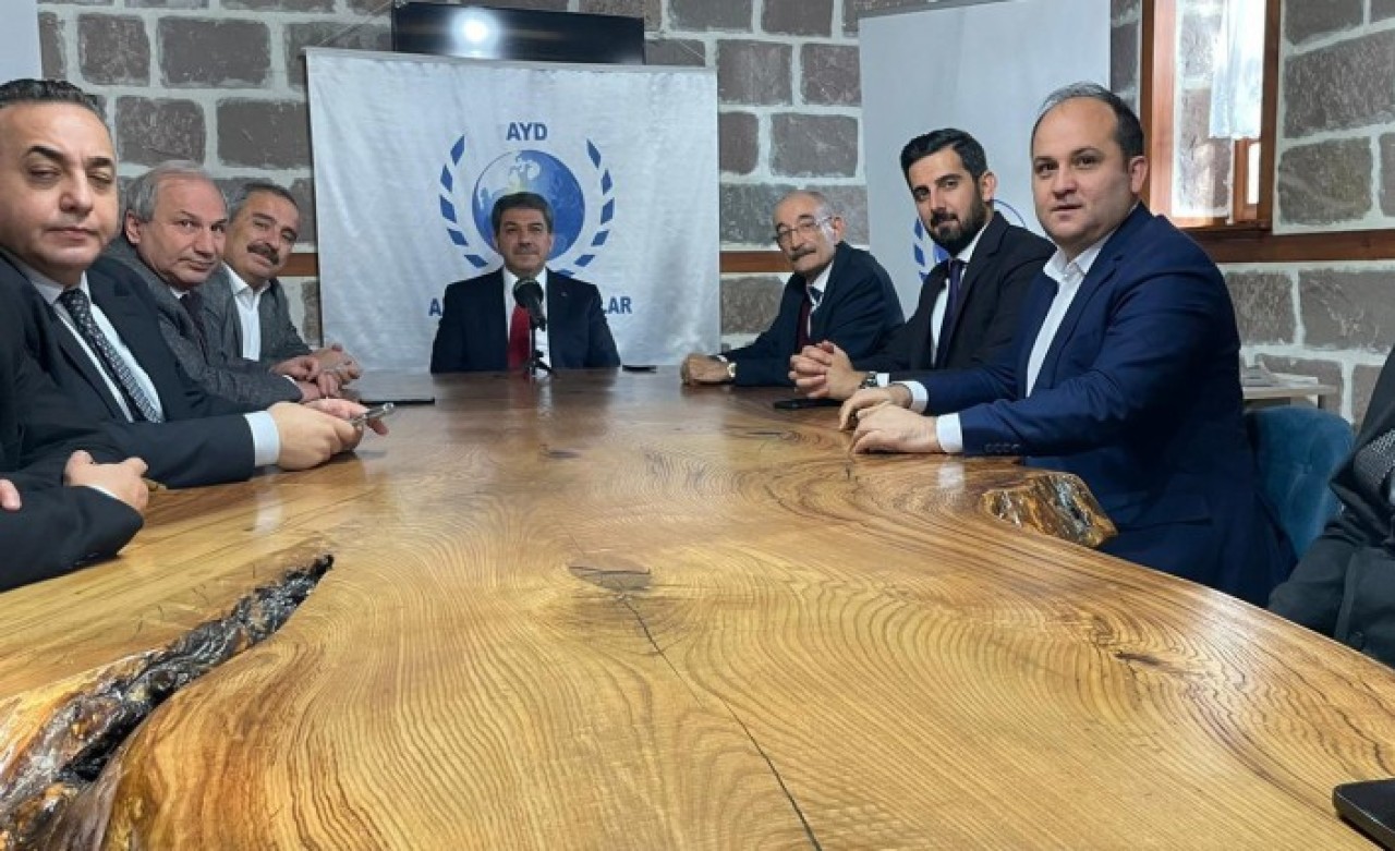 Tevfik Göksu: İBB,  115 milyar bütçeli bir reklam ajansı!