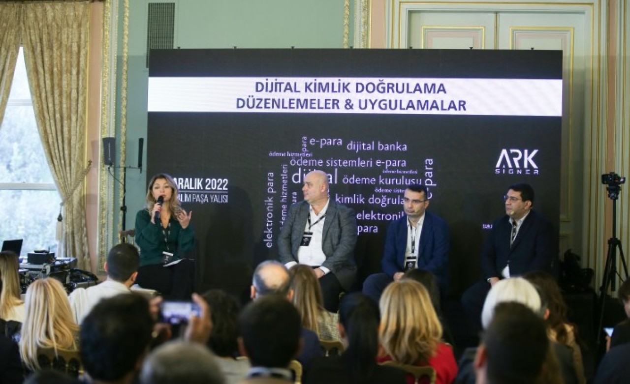 Türkiye,  dijitalleşmede koşar adımlarla ilerliyor