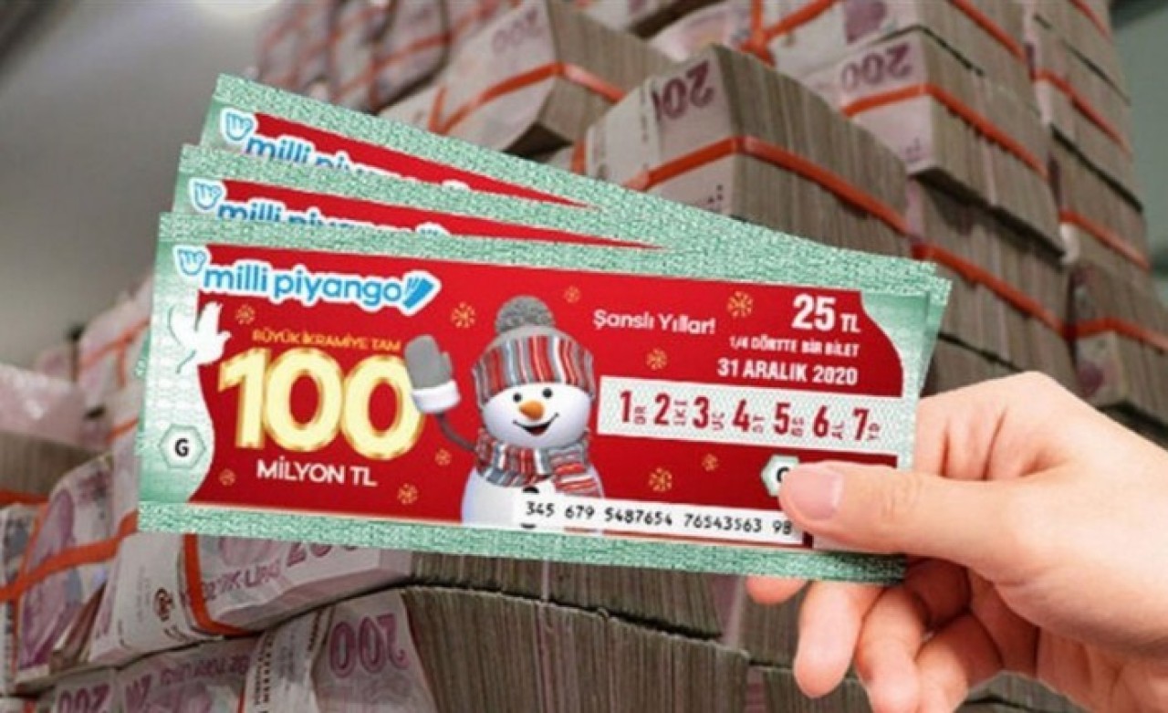 Ünlü ekonomist Özgür Demirtaş,  milli piyango bileti alacakları uyardı: Lütfen bu hataya düşmeyin