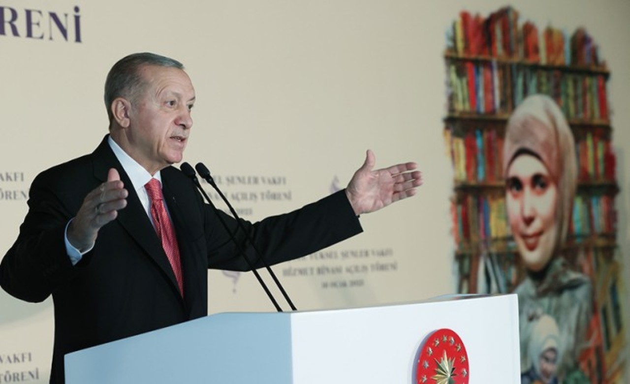 Cumhurbaşkanı Erdoğan resti çekti