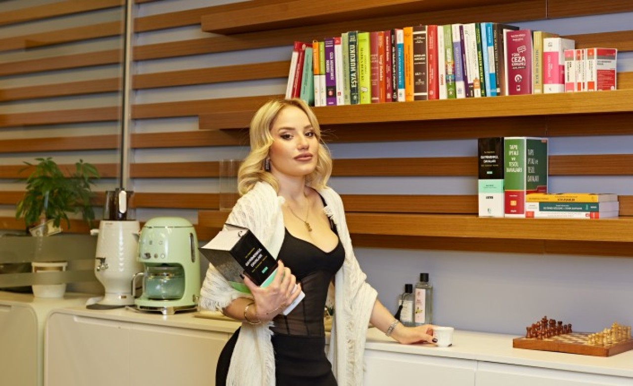 'Dolandırılmayın' dedi,  kendisi dolandırdı: Milliyet yazarı devre mülk vurgununda tutuklandı!