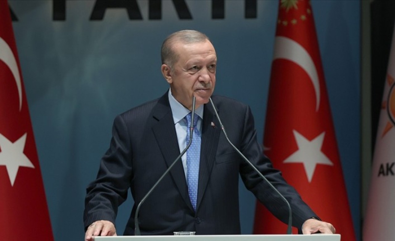 Erdoğan,  'Mevsim şartları' dedi ve ekledi: 2023 seçim tarihi değişiyor