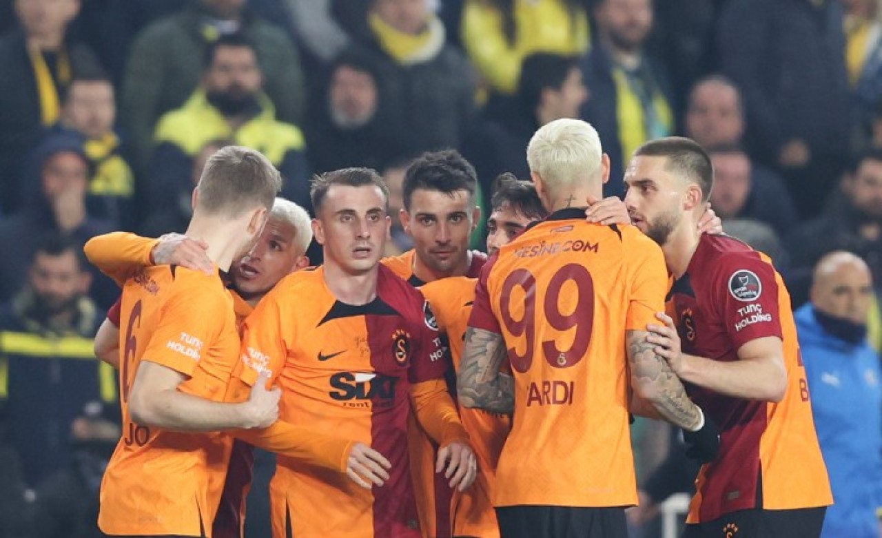 Fenerbahçe şoke oldu Galatasaray farka koştu