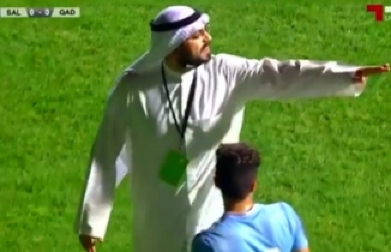 Başkan sahaya indi,  penaltıyı iptal ettirdi