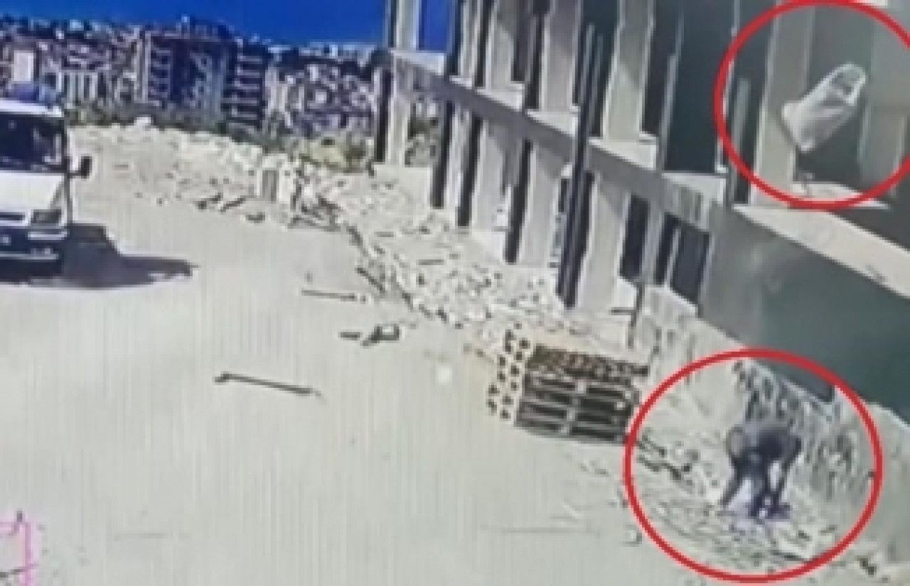 Üzerine kum çuvalı düşen şahıs ağır yaralandı