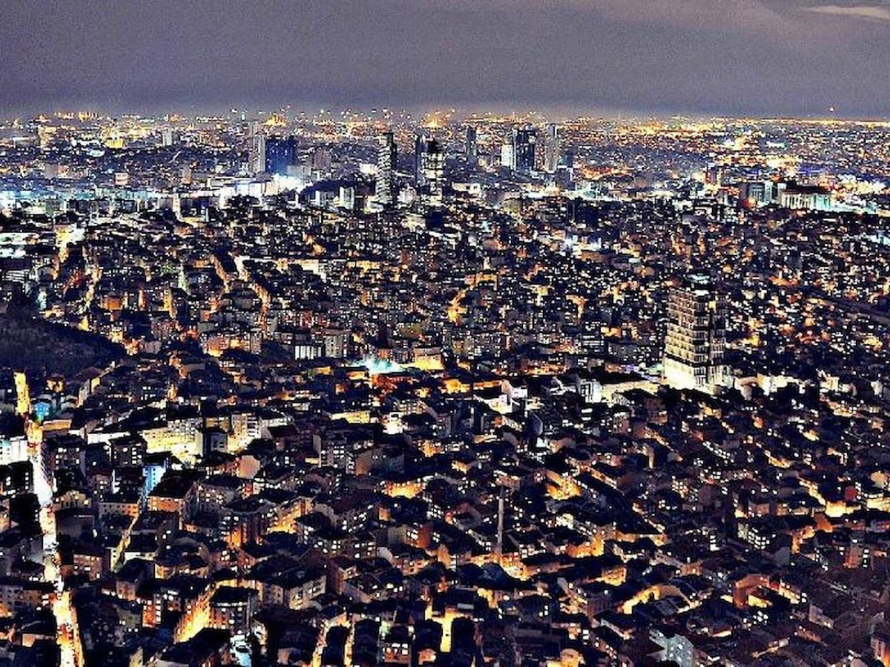 İstanbul'un deprem raporu ortaya çıktı: En çok hangi ilçeler etkilenecek,  riskli binalar hangileri