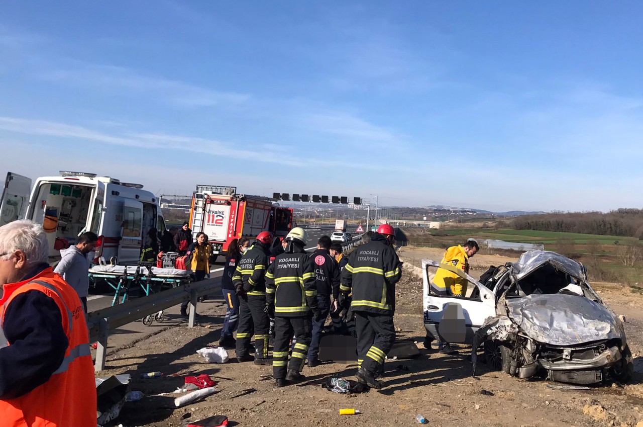 Kuzey Marmara Otoyolu'nda feci kaza: Süleyman ve Mahmut Kayar öldü