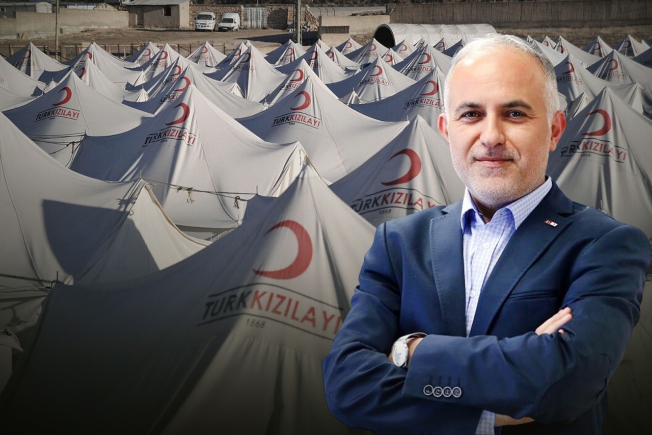 Kızılay'a sert eleştiri: Felaketin tam göbeğinde çadır satmak da nedir?