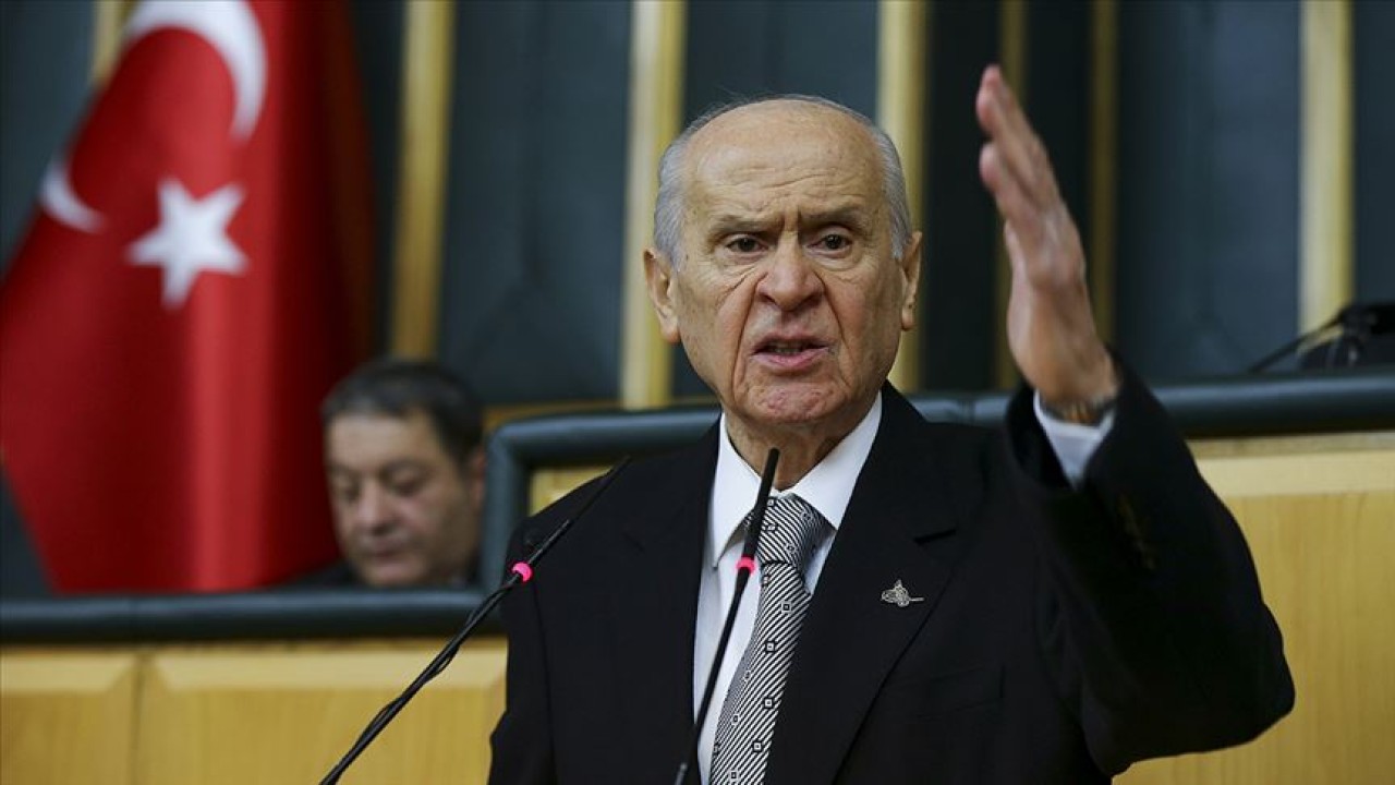 Devlet Bahçeli: İstifa çağrısı şuursuzluktur,  gerekirse maçlar seyircisiz oynansın
