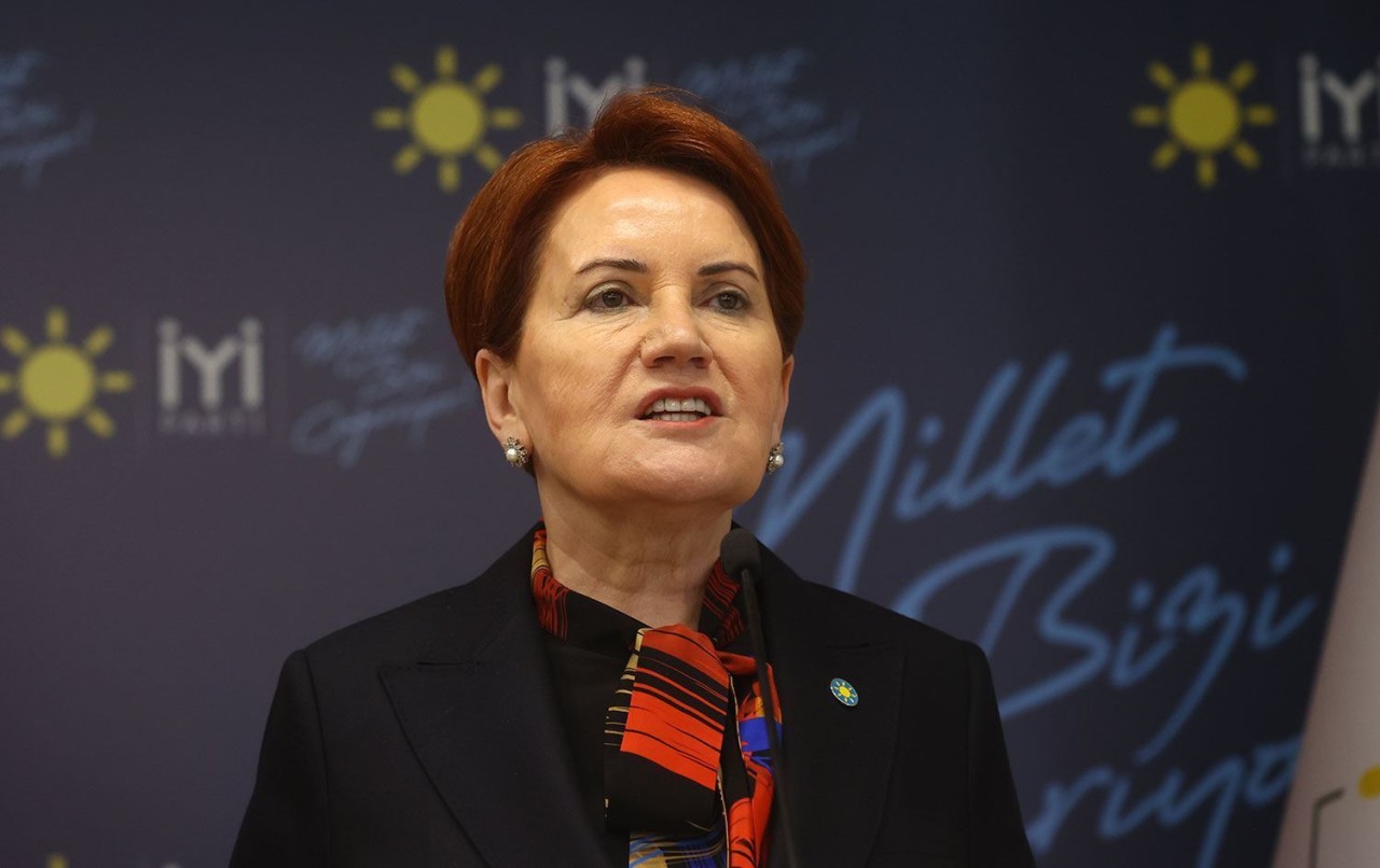 Akşener ne yapmak istiyor? İYİ Parti'nin seçim afişinde kriz çıkaracak detay