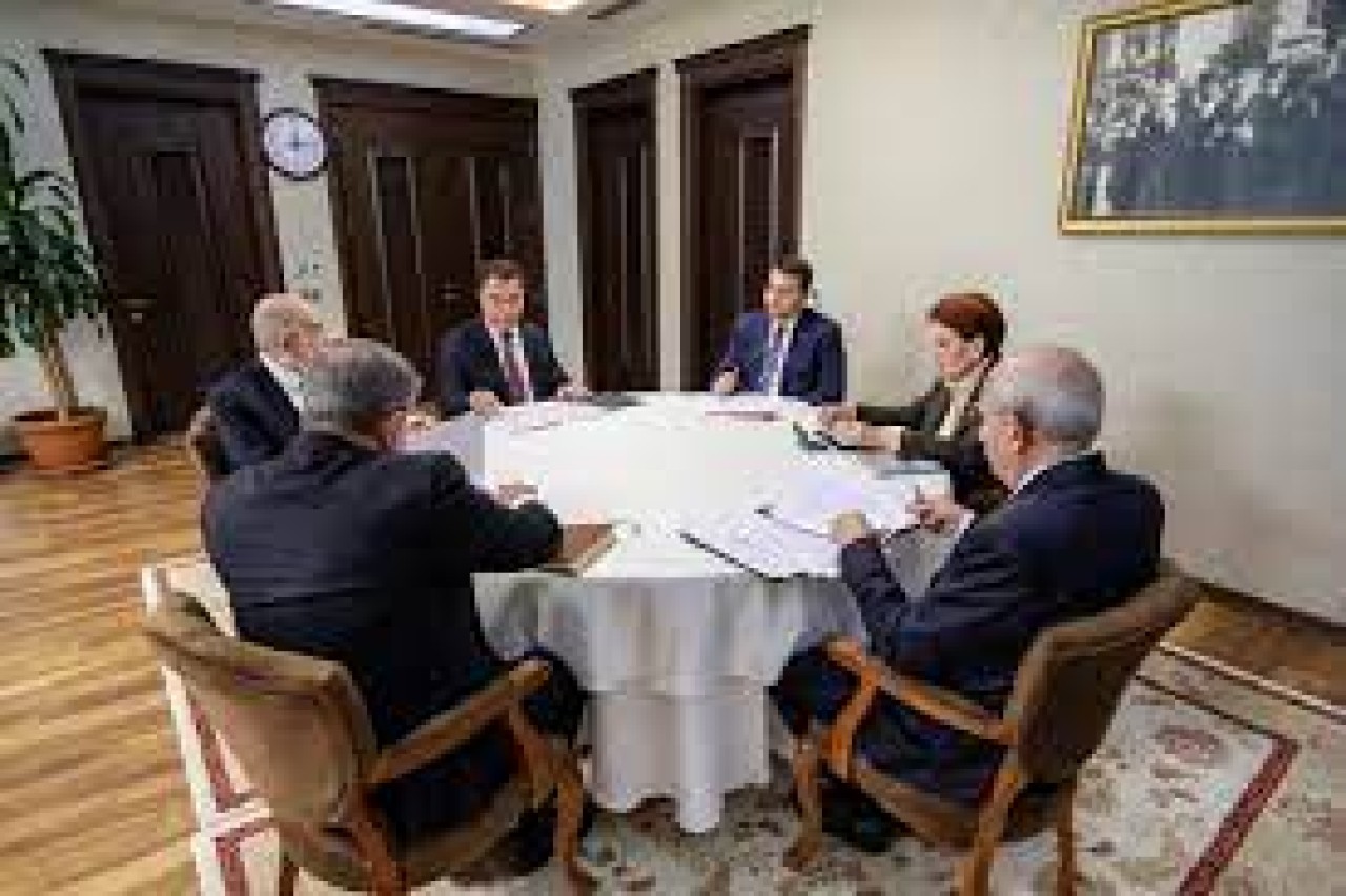 Meral Akşener Altılı Masa'dan neden ayrıldı? Meral Akşener Altılı Masaya'ya dönecek mi? Flaş iddia