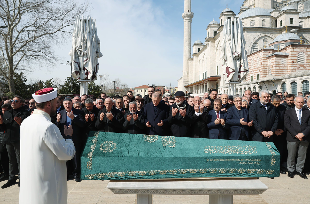 Cumhurbaşkanı Erdoğan Kemal Coşkun'un cenazesine katıldı. Kemal Coşkun kimdir?