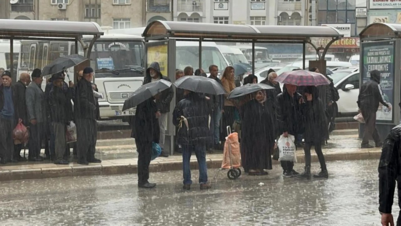 Meteorolojiden son dakika uyarısı: 4 bölge,  6 şehir için alarm verildi