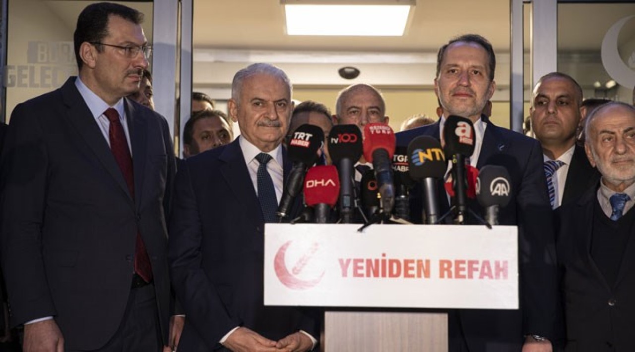 Yeniden Refah Partisi Cumhur İttifakı'na katıldı. HÜDA PAR da açıklama yaptı